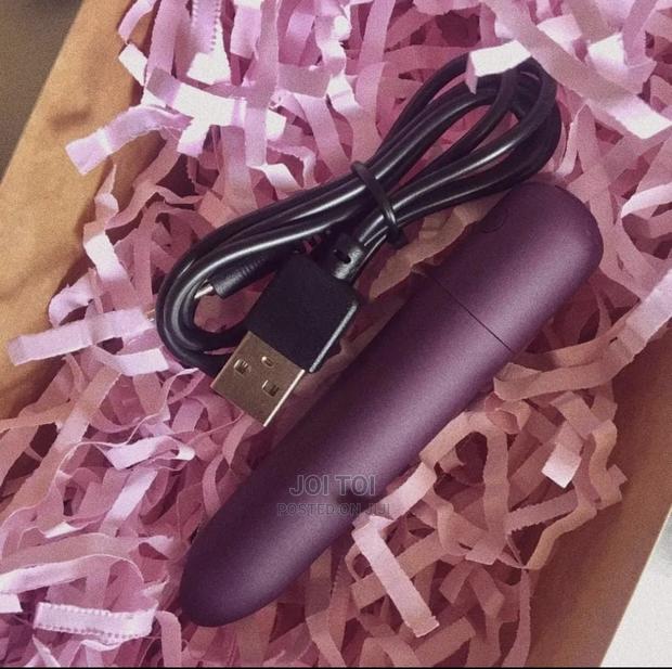 10 Speeds Rechargeable Bullet Vibrator · Photo 2