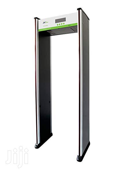 Walkthrough Metal Detector