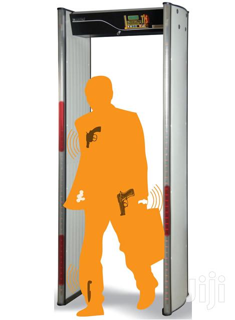 Walkthrough Metal Detector