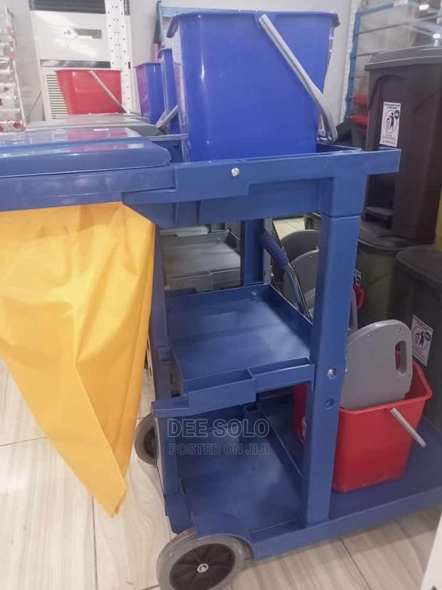 Cleaning Trolley · Photo 4