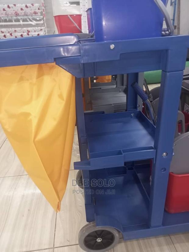 Cleaning Trolley · Photo 3