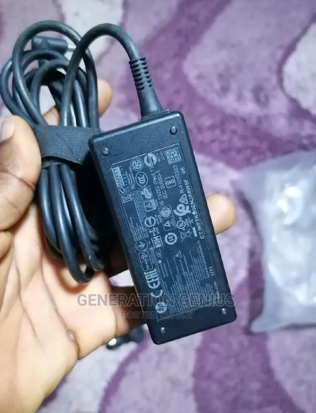 Original Hp Charger Small Pin photo 5