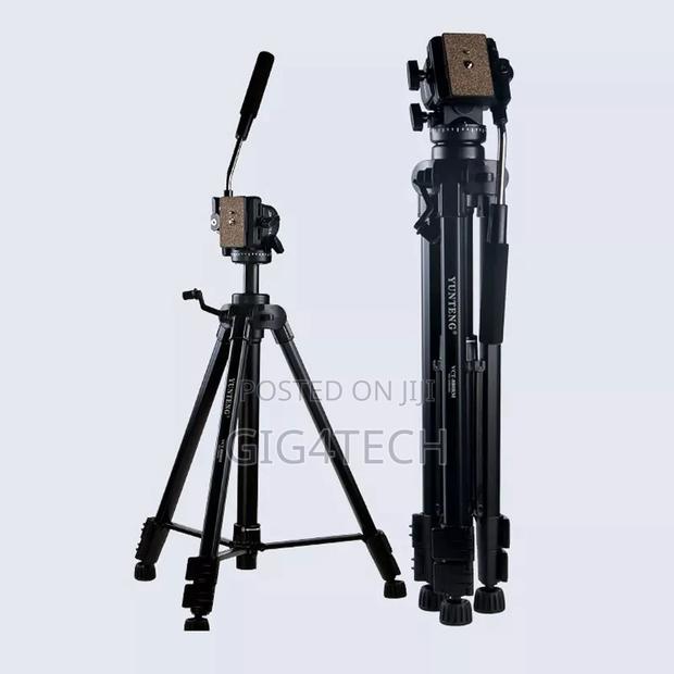 VCT 880 Tripod · Photo 2