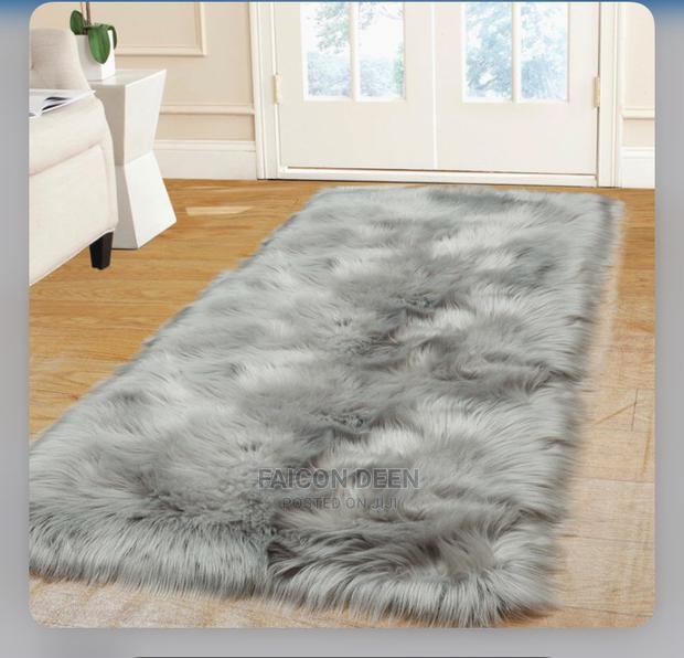 Fluffy Fur Center Carpet (Ultra Soft Fur Rug )Size180x120cm · Photo 1