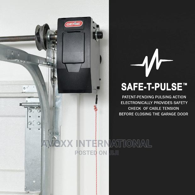 Genie 6072h-O Residential Wall Mounted Garage Door Opener