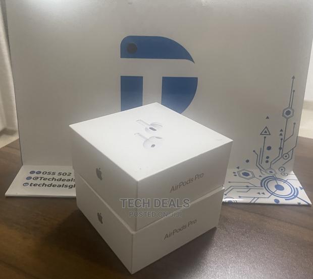 Apple Airpods Pro (2nd Generation ) photo 2