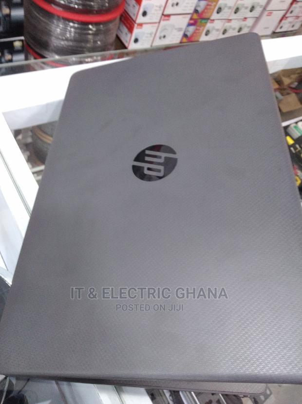 New Laptop HP 250 G8 4GB Intel Core i3 SSD 128GB photo 6