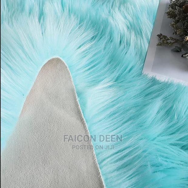 Heavy Fluffy Fur Center Carpet(In Diff Color)*Size:180x120cm · Photo 2
