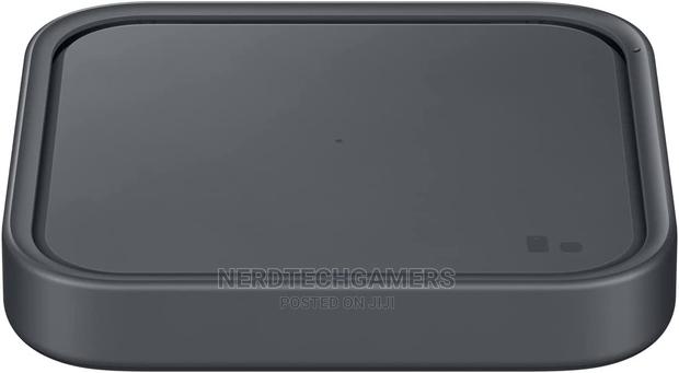 SAMSUNG 15W Wireless Charger Single · Photo 4