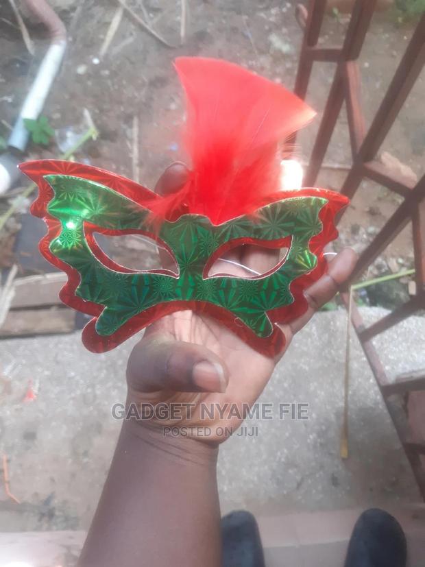 Party Mask · Photo 3