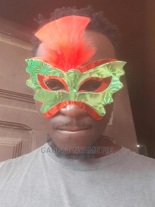 Party Mask · Photo 4