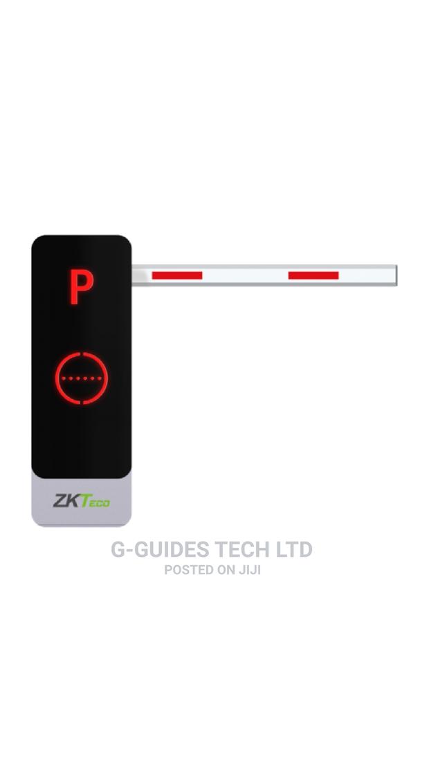 Zkteco Bg1030 Parking Barrier With 3M Boom · Photo 4