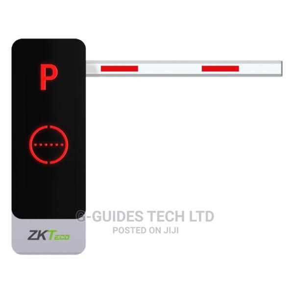 Zkteco Bg1030 Parking Barrier With 3M Boom · Photo 3