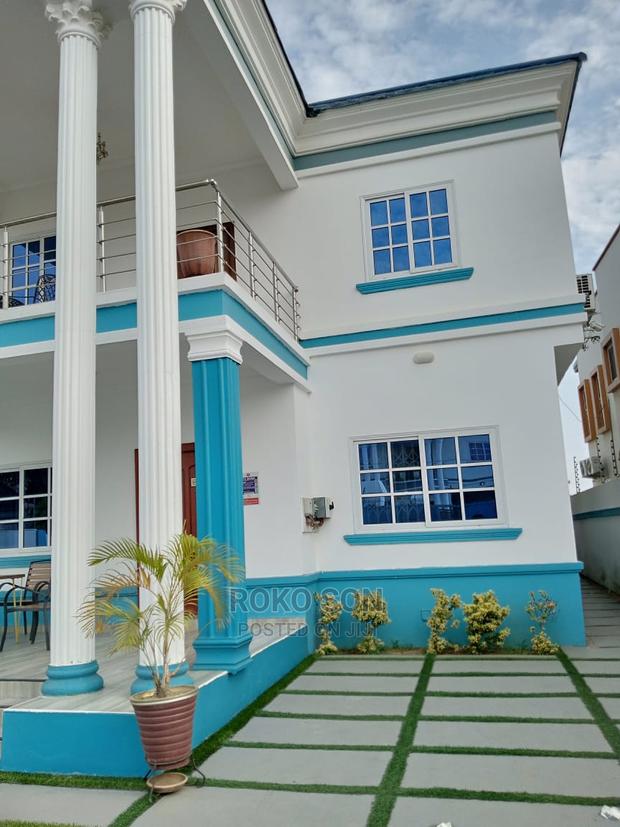 4bdrm Duplex in Dr Roko, West Legon for Sale · Photo 1