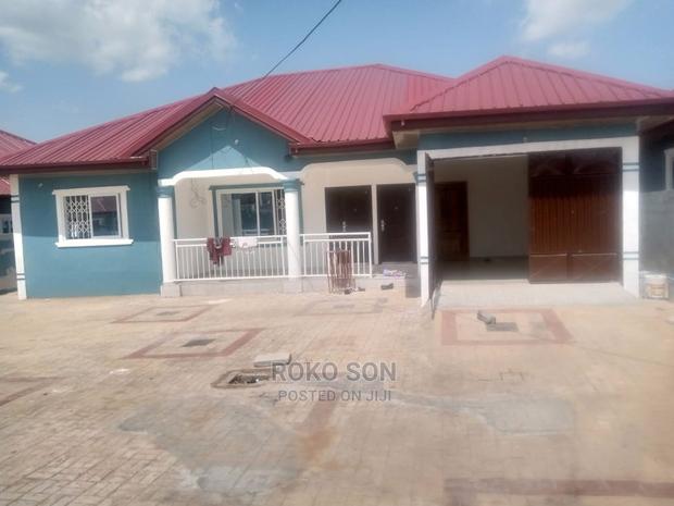 4bdrm House in Dr Roko, Dome for Sale · Photo 1