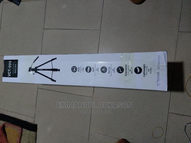 Yungteng VCT 999 Heavy Duty Tripod · Photo 3
