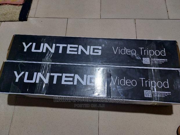Yungteng VCT 999 Heavy Duty Tripod · Photo 4