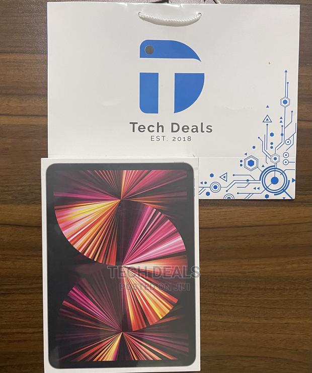 New Apple iPad Pro 11 (2021) 128 GB Gray photo 2