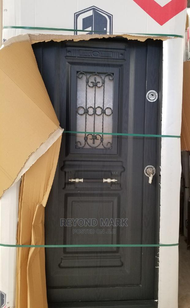 Full Metal Security With Glass · Photo 3