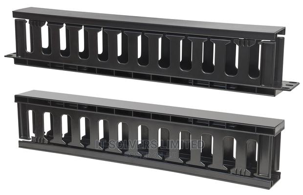 1U 19 Inch Rackmount Cable Management Panel · Photo 2