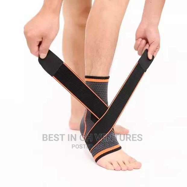 Pain Relief Ankle Support · Photo 2