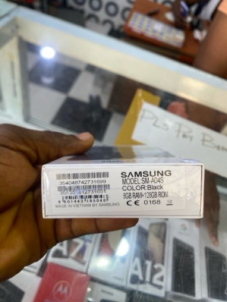 Brand New Samsung Galaxy A04s 128 GB