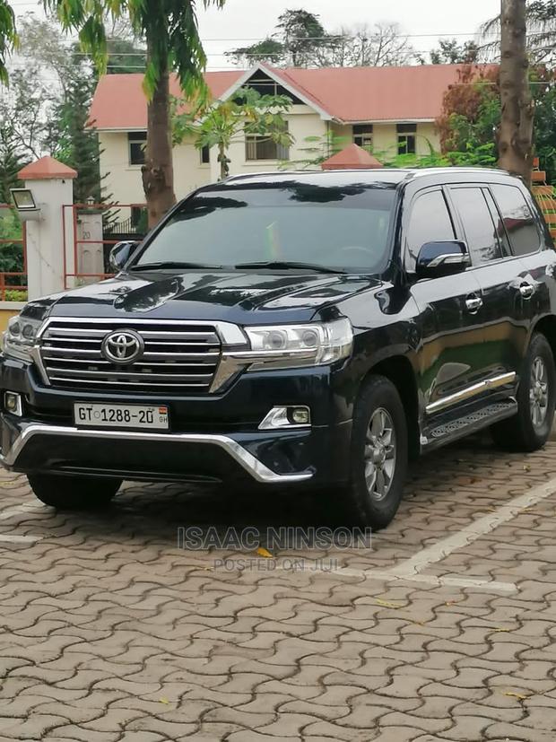 Land Cruiser For Rent