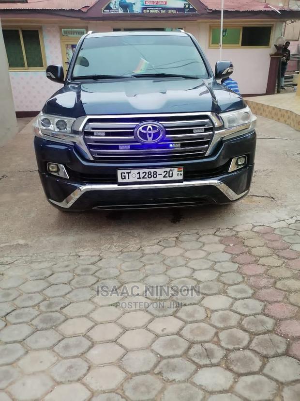 Land Cruiser For Rent
