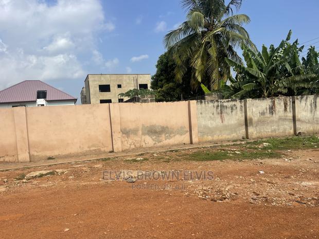 One and Half Plot of Land for Sale at Ajiriganor · Photo 4
