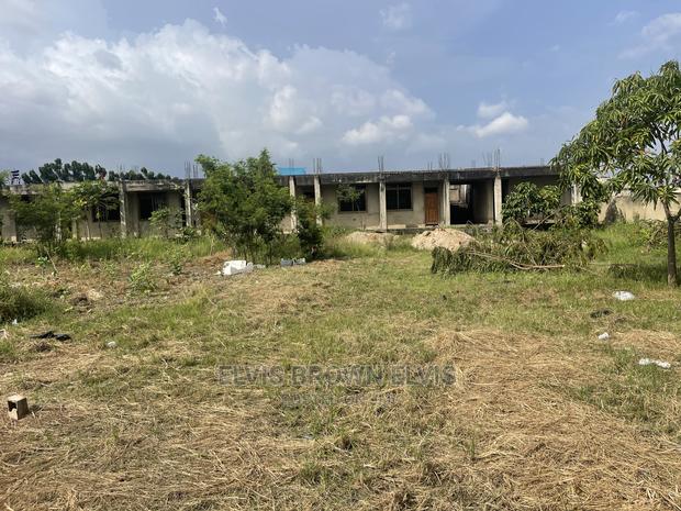 School Building on 6 Plot of Land for Sale at West Trasacco · Photo 4