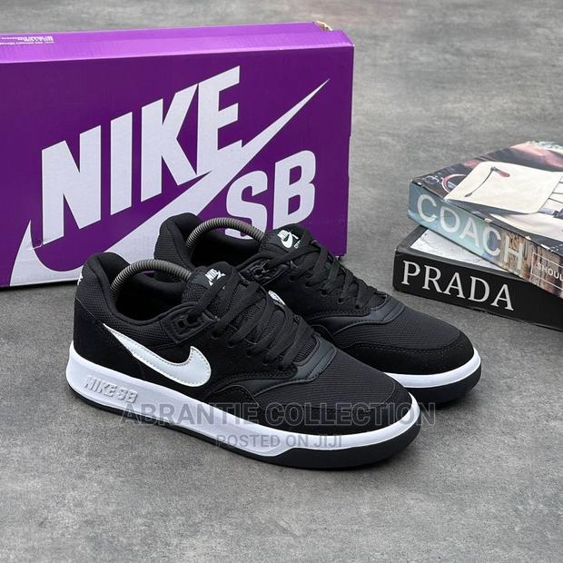 Nike Sb Gt Return White Black · Photo 3