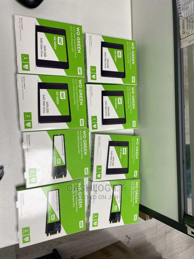 1tb 2.5 Sata SSD Drive · Photo 3