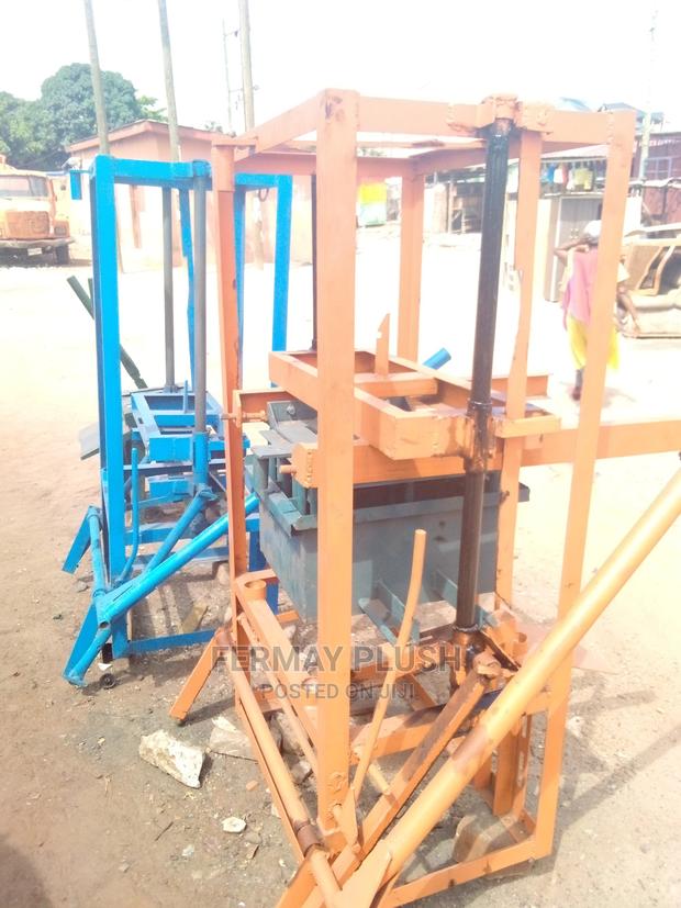 Heavy Metallic Concecrate Blocks Machines for Sale · Photo 3