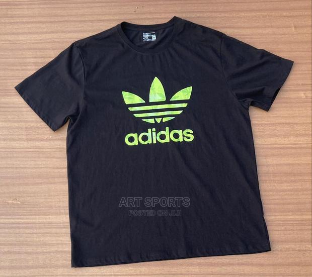 Adidas Tops. · Photo 3