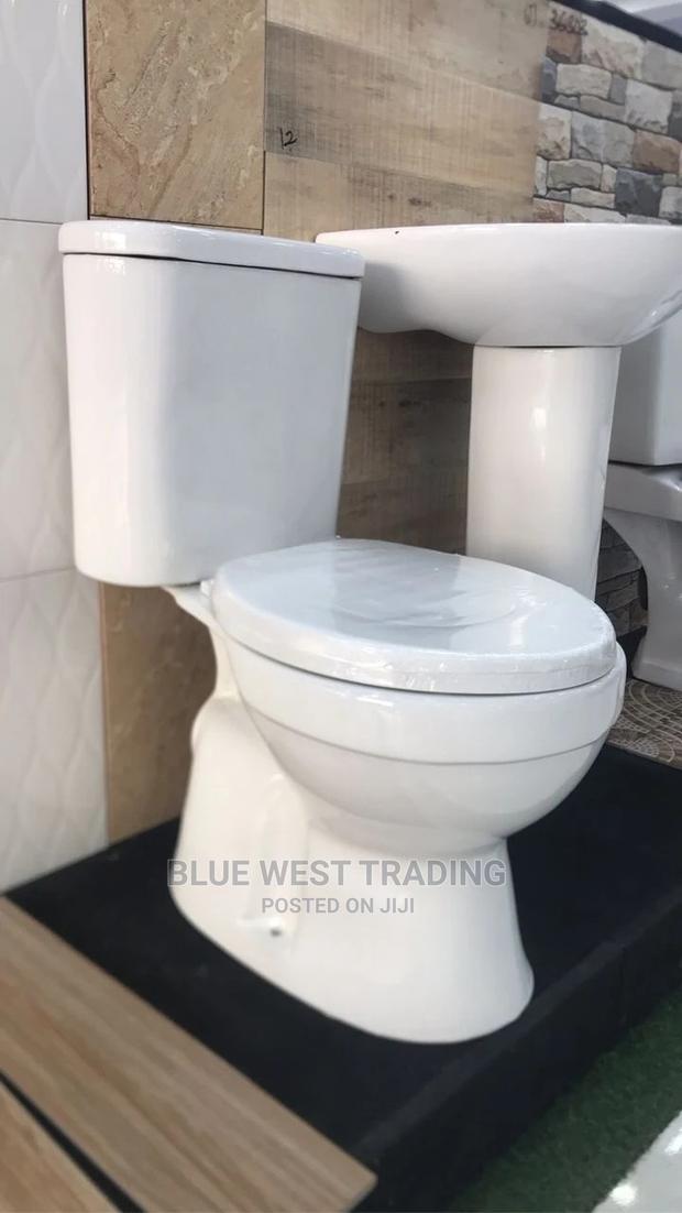 Water Closet (Close Couple) · Photo 4