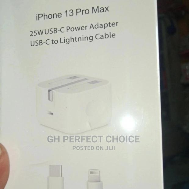Advance Level Type C iPhone Charger · Photo 1