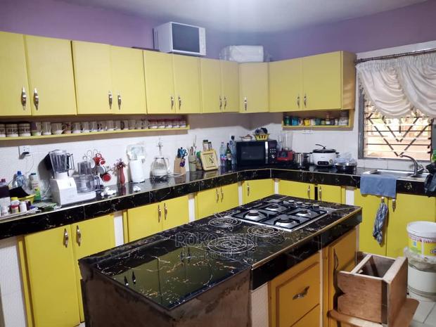 6bdrm Duplex in Dr Roko, West Legon for sale · Photo 3