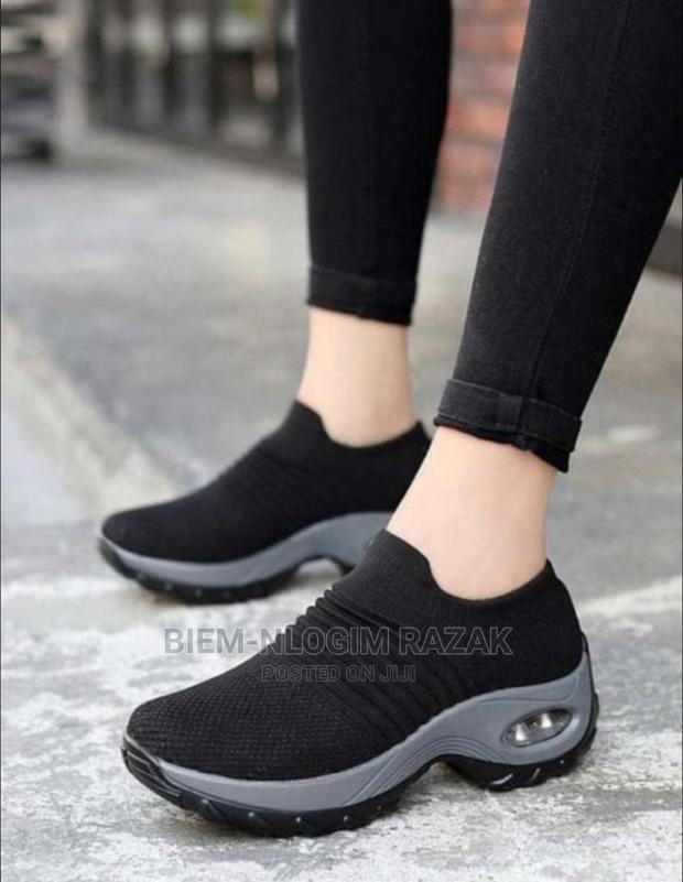 Original Female Slides Available in Stock · Photo 4