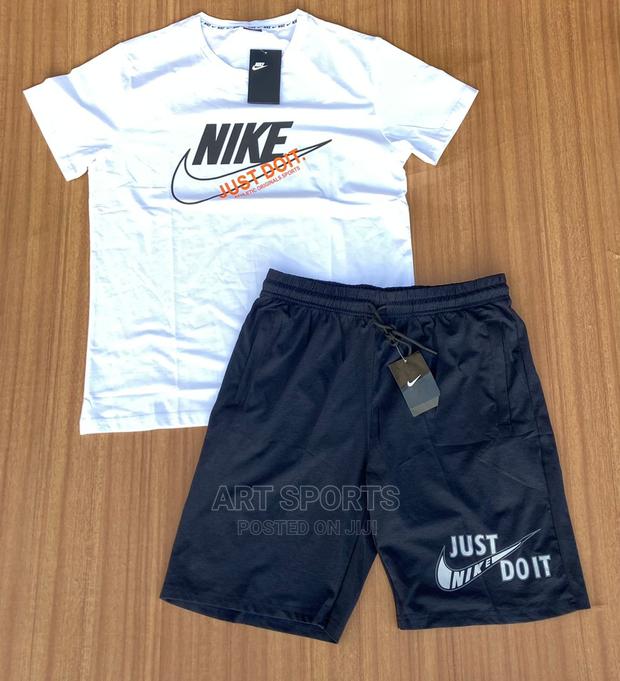 Nike Top and Down · Photo 4