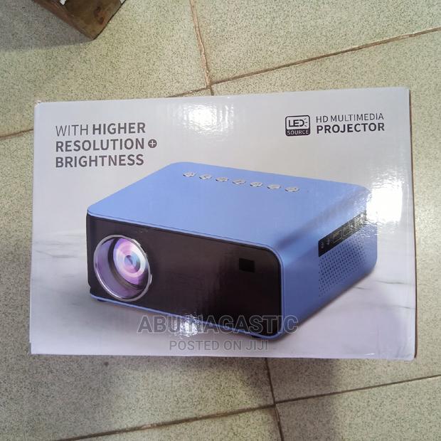 Portable T4 Projector Full HD 1080P photo 2
