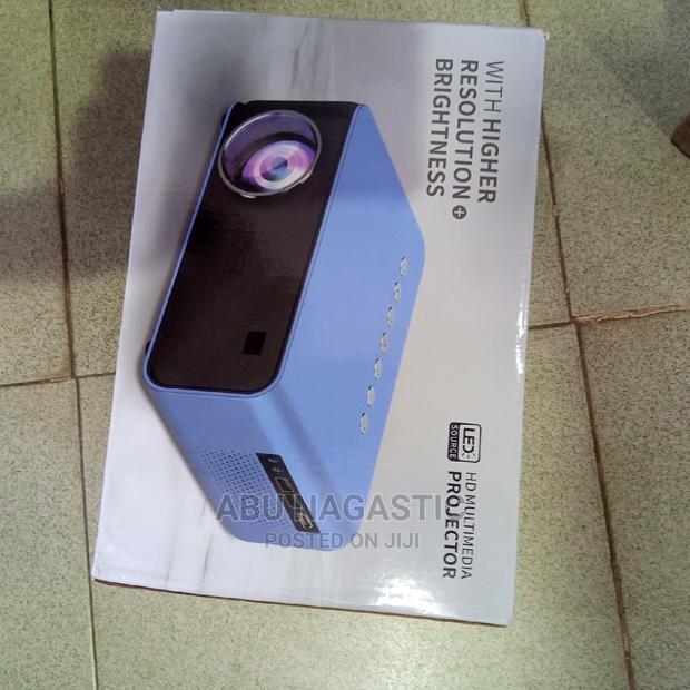 Portable T4 Projector Full HD 1080P photo 3