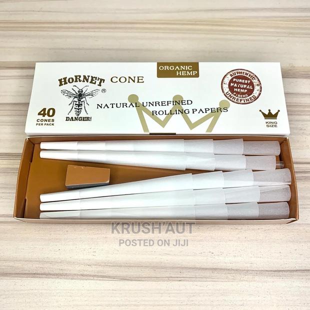 Hornet Organic Hemp Prerolled Cones - White · Photo 3