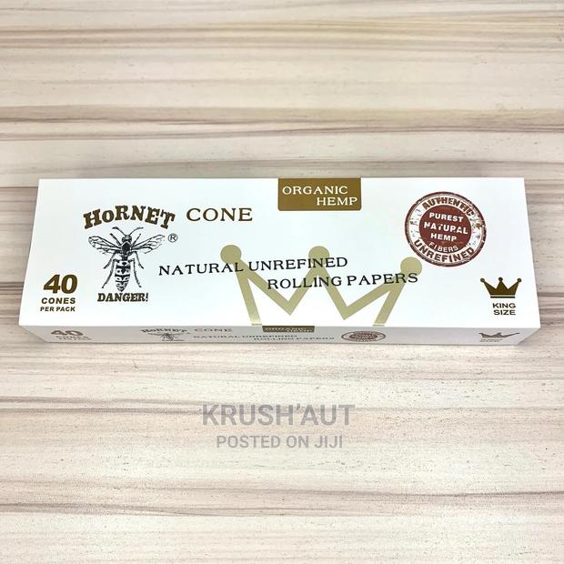 Hornet Organic Hemp Prerolled Cones - White · Photo 4