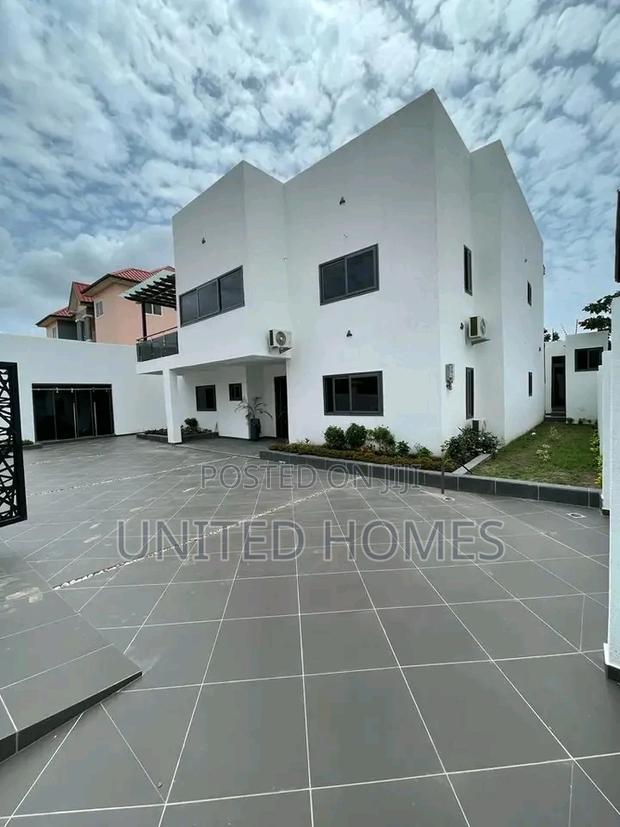 4bdrm House in Tseaddo for Sale · Photo 2