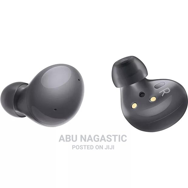Galaxy Buds2 Wireless Bluetooth Earphone · Photo 4