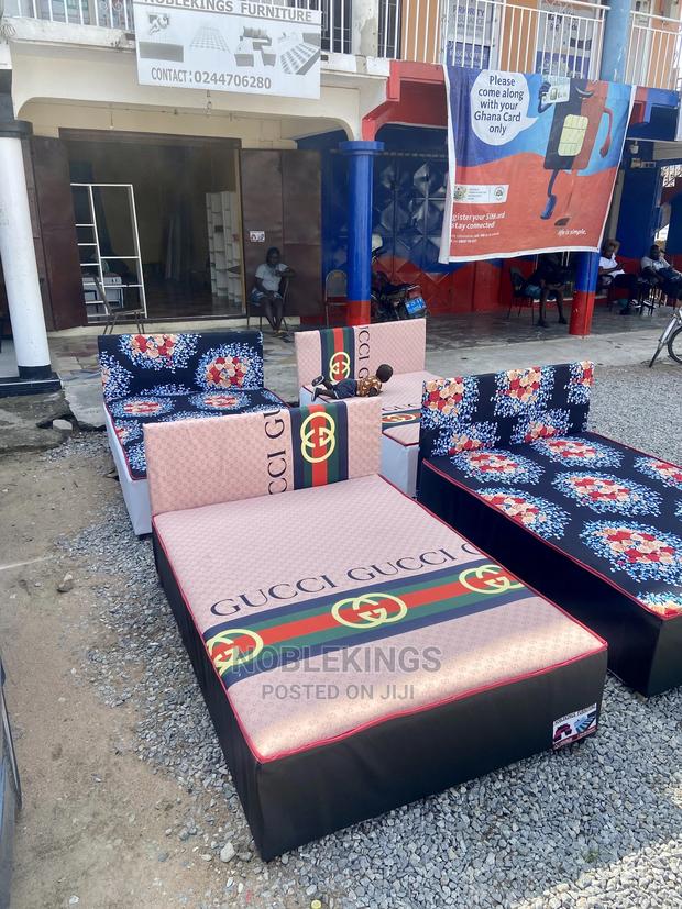 Modern Inbuilt Double Beds With Mattress in It