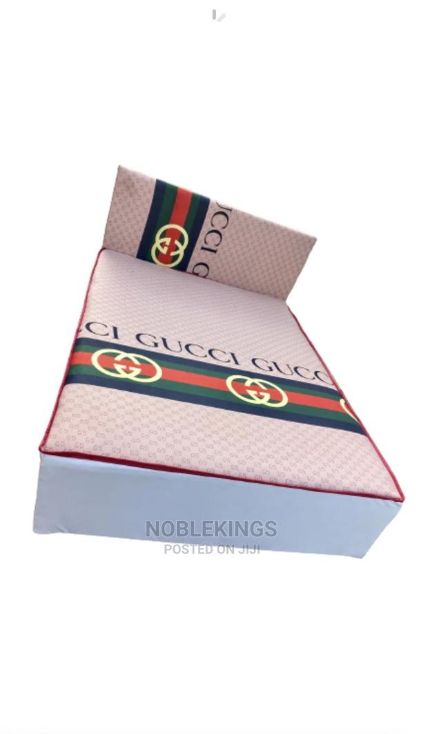 Inbuilt Bed With Mattress