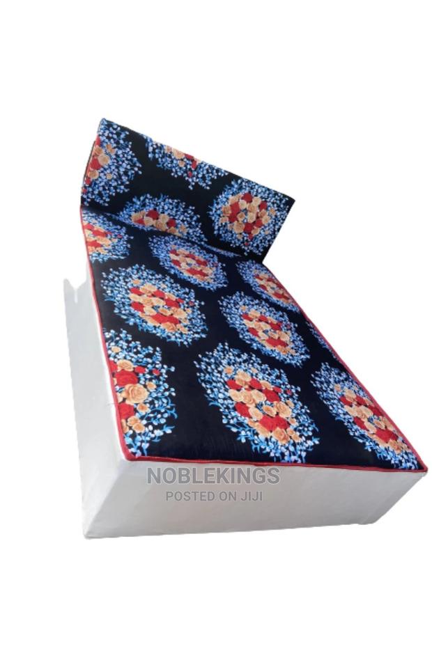 Inbuilt Bed With Mattress