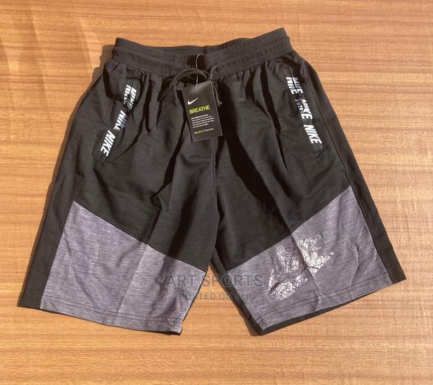 Nike Shorts · Photo 3