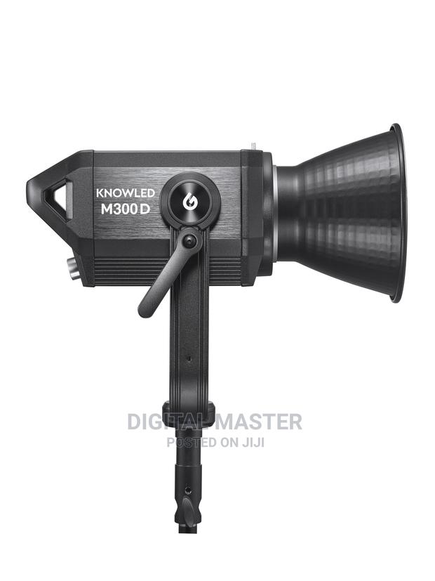 Godox Knowled M300D Daylight LED Video Light · Photo 3